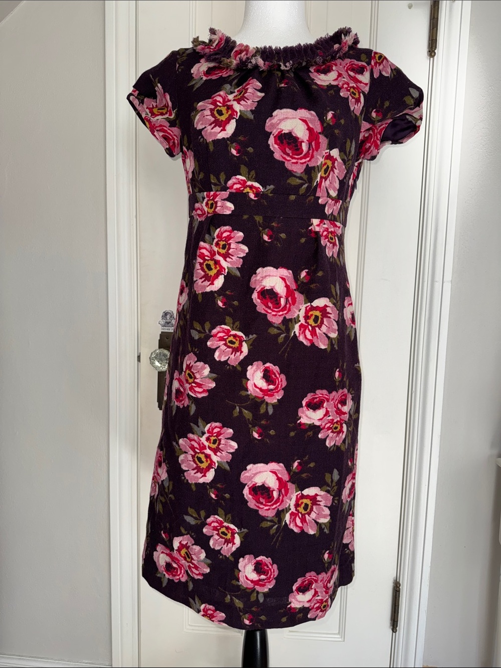 Boden Pink Floral Midi 100% Wool Dress on Plum